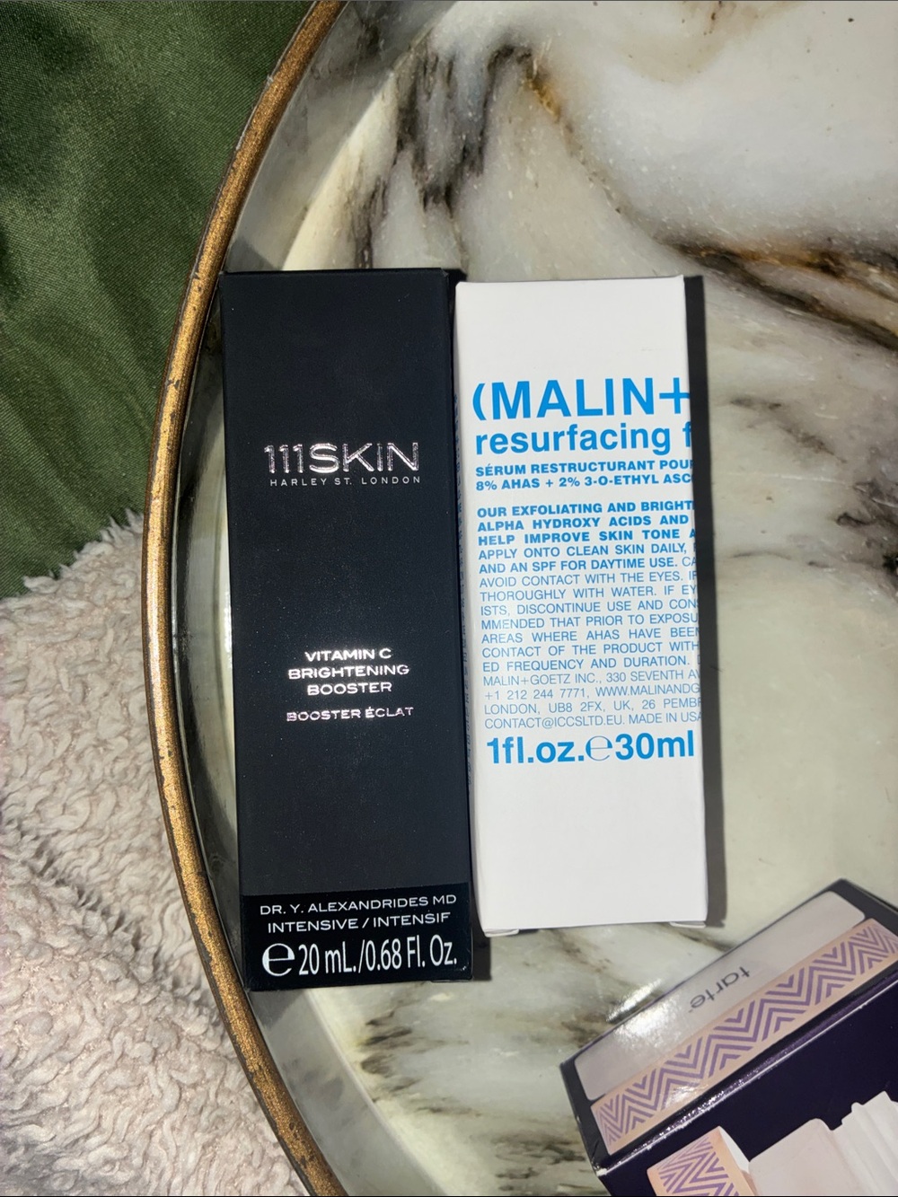 111SKIN Vitamin C Brightening Booster - Black & White
